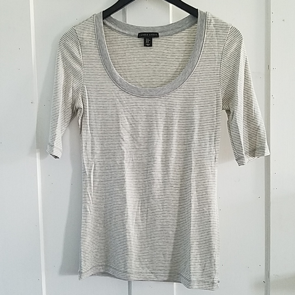 1/2 sleeve scooped neck top
